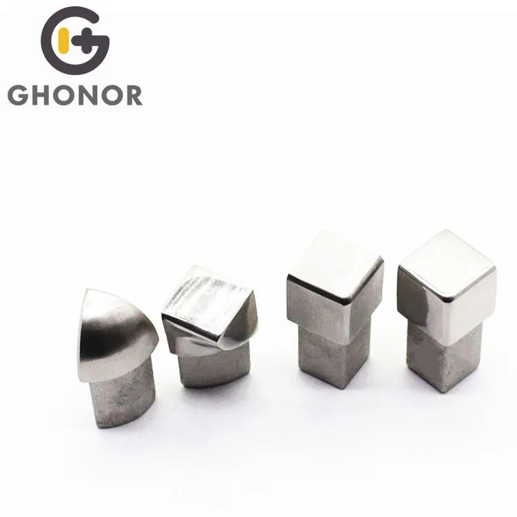 Kovové koncovky pro obložení dlaždic